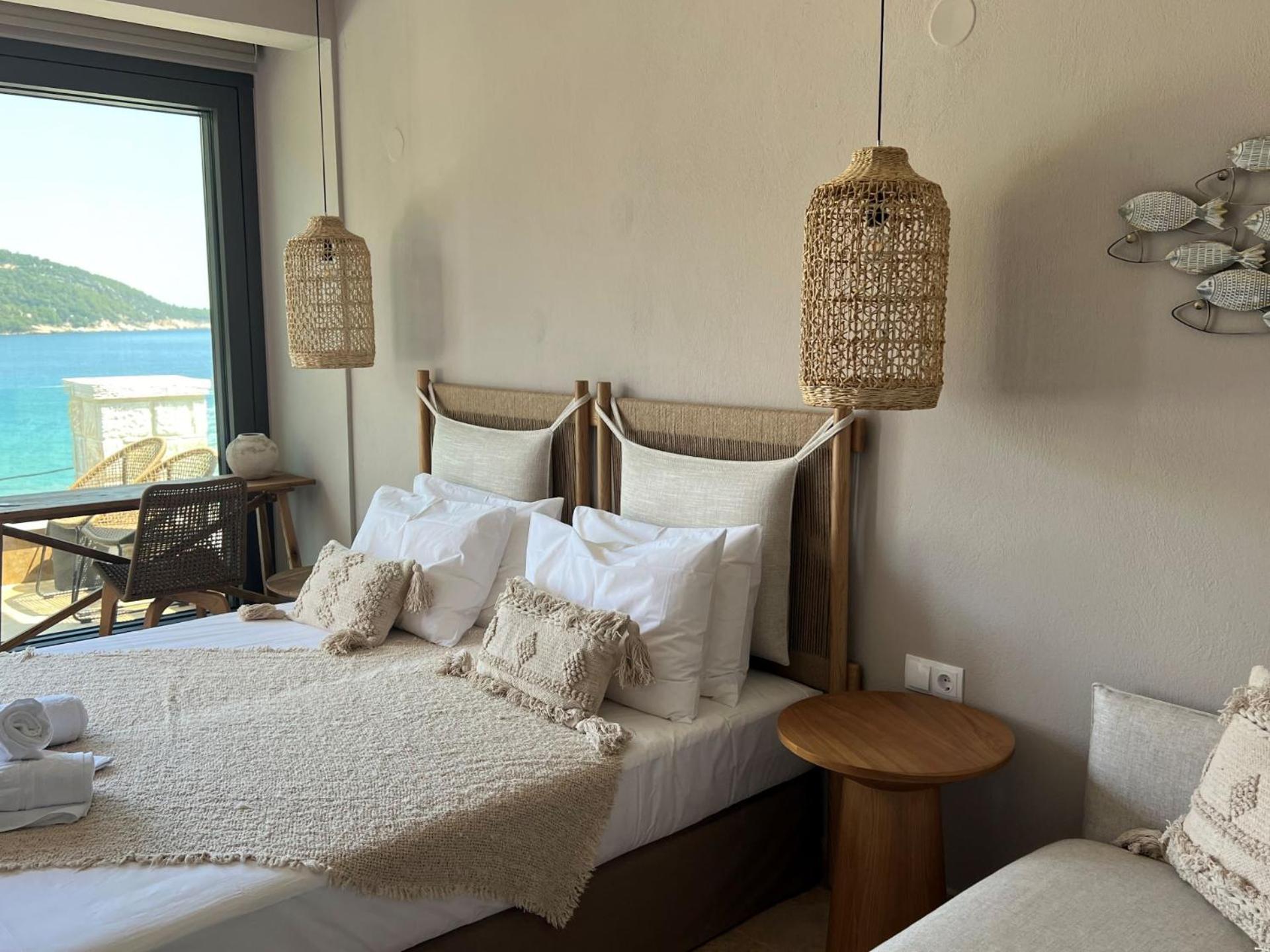 Hotel Kinira エクステリア 写真